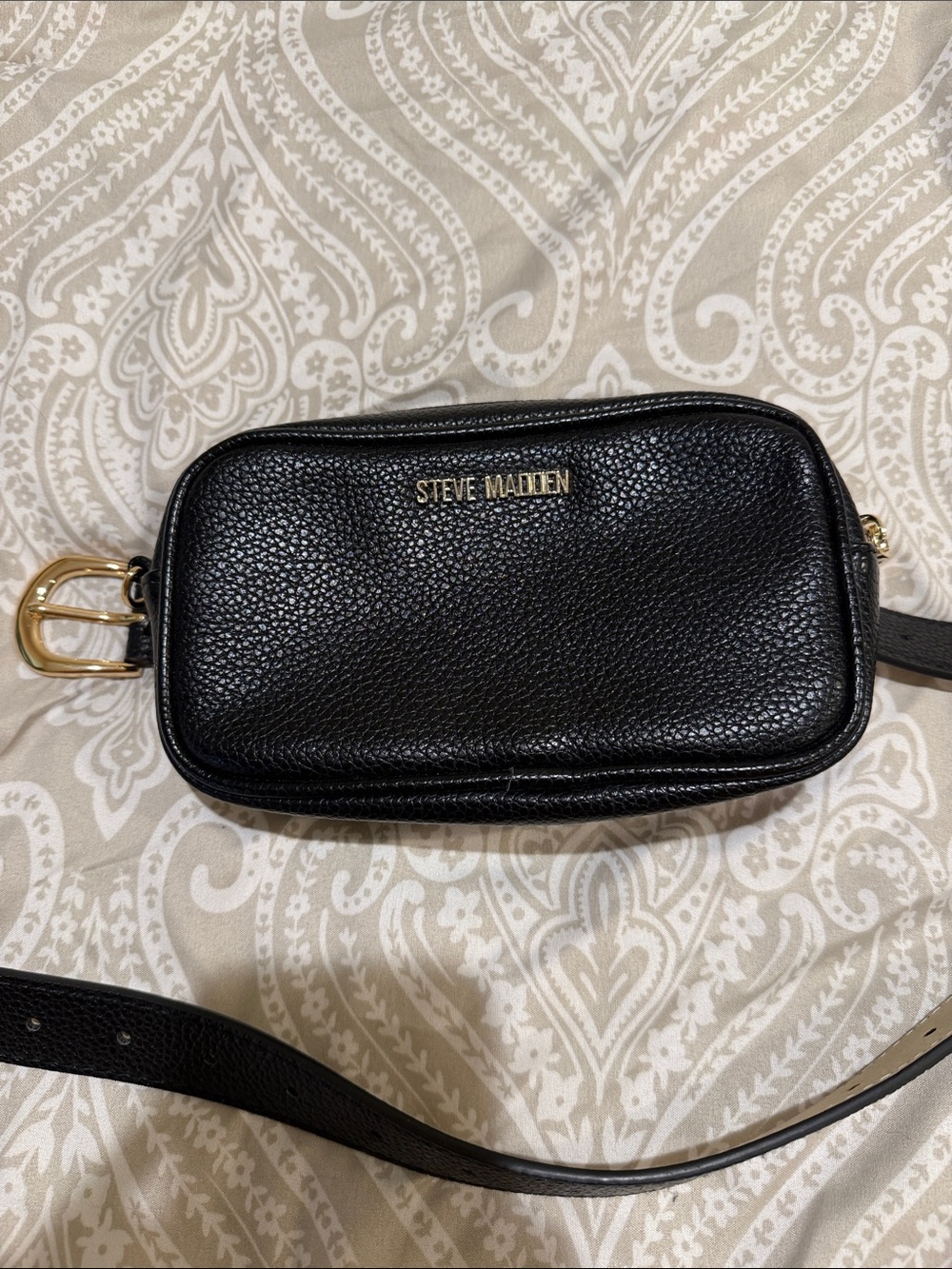 Steve Madden Black Pebbled Leather Belt Bag with Gold Hardware